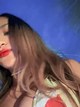 Mariapaula online show from February 1, 2025, 11:27 pm