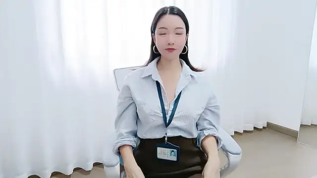 Lucky-kaka999 online show from October 13, 2025, 1:49 am