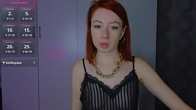 Cuteroxyfoxy online show from July 6, 2026, 6:54 am