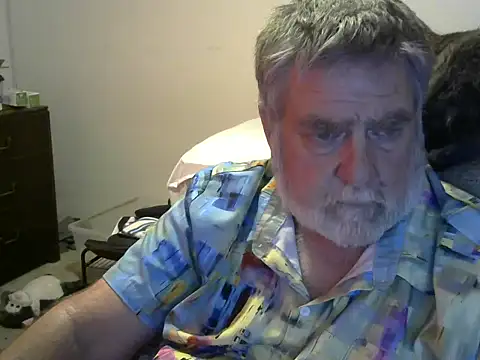 Snapshot of viejo_oso chatting on September 20, 2025, 2:23 am viejo oso online show from September 20, 2025, 2:23 am