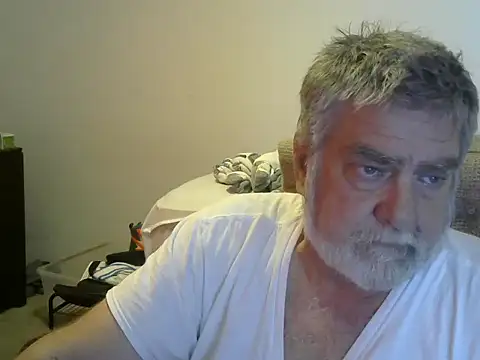 Snapshot of viejo_oso chatting on September 20, 2025, 6:53 pm viejo oso online show from September 20, 2025, 6:53 pm