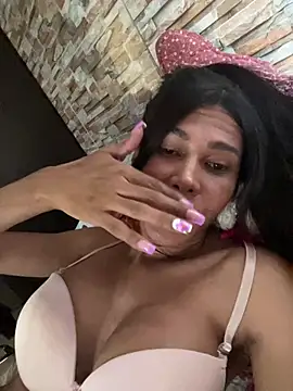 Snapshot of Ebonyxprincess_ chatting on July 10, 2026, 5:37 pm Ebonyxprincess online show from July 10, 2026, 5:37 pm