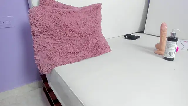 Carolina Burninng online show from February 9, 2025, 11:04 pm