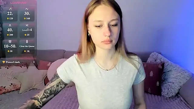 Haley Vixen online show from May 26, 2026, 8:10 am