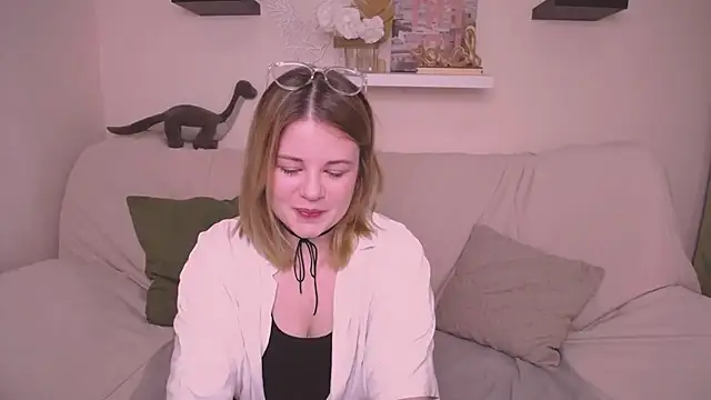 Snapshot of TessPleasure chatting on December 29, 2024, 3:11 am TessPleasure online show from December 29, 2024, 3:11 am