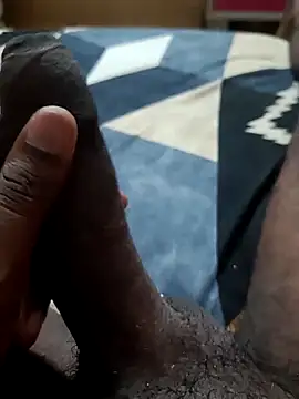 Poppymachi online show from April 8, 2026, 10:04 am