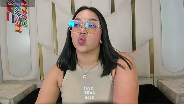 IsabellRodriguez18 online show from July 1, 2026, 3:52 am