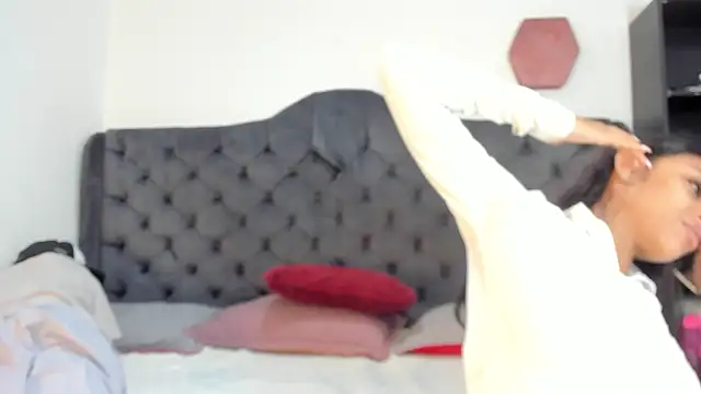 Snapshot of two_milkyway chatting on April 9, 2026, 1:16 pm two milkyway online show from April 9, 2026, 1:16 pm