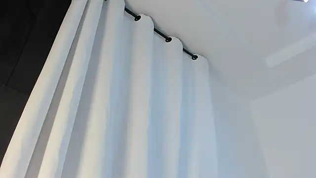 Snapshot of two_milkyway chatting on April 11, 2026, 11:36 am two milkyway online show from April 11, 2026, 11:36 am