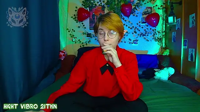 TrickyKitsune online show from March 14, 2026, 6:46 pm