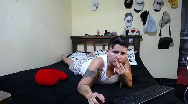 Snapshot of maite_delgado chatting on February 18, 2025, 11:08 pm maite delgado online show from February 18, 2025, 11:08 pm