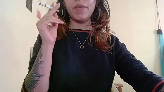 Snapshot of Maam_Ine chatting on October 14, 2025, 9:59 pm Maam Ine online show from October 14, 2025, 9:59 pm