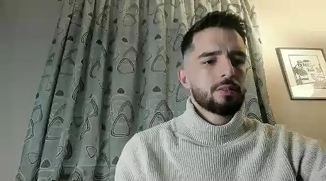 Snapshot of Themmiss chatting on December 27, 2024, 2:22 pm Themmiss online show from December 27, 2024, 2:22 pm