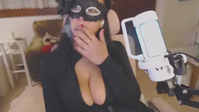 Snapshot of LasolitaAuri chatting on March 8, 2025, 9:51 pm LasolitaAuri online show from March 8, 2025, 9:51 pm