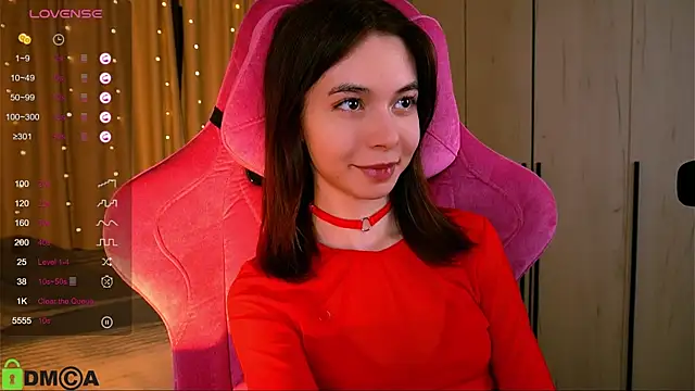 LittleOriana online show from March 13, 2025, 1:43 am