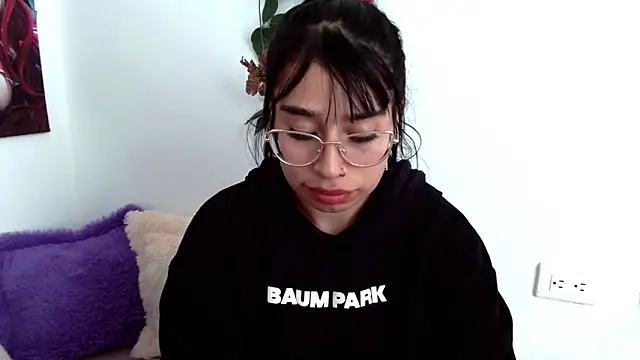 DearAbbiee online show from February 5, 2025, 8:25 pm