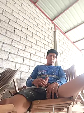 Snapshot of elmazitogrande chatting on October 3, 2025, 5:43 pm elmazitogrande online show from October 3, 2025, 5:43 pm