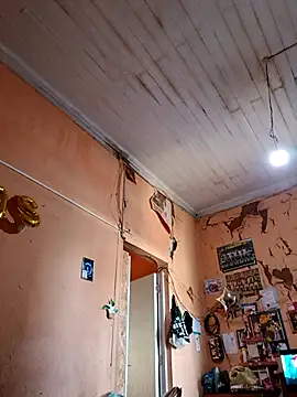 hotleon127 online show from February 21, 2026, 7:15 pm