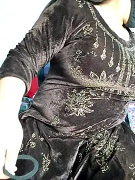 tanvihot2 online show from November 22, 2025, 3:38 am