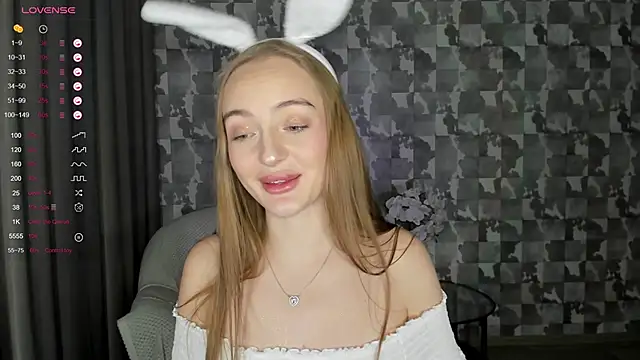 A delina online show from February 25, 2025, 4:42 pm