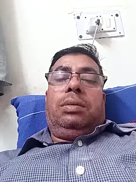 mksharma-mastlund online show from March 15, 2025, 4:24 am