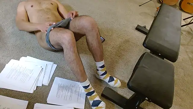 MrLatinKing online show from October 14, 2025, 2:12 am