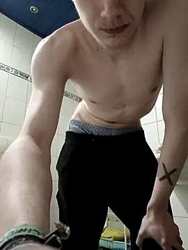 HalloMarcy online show from March 5, 2025, 9:05 am