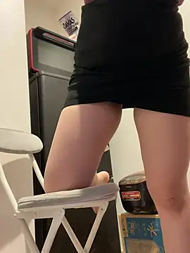 mina 0207 online show from April 3, 2026, 7:39 am