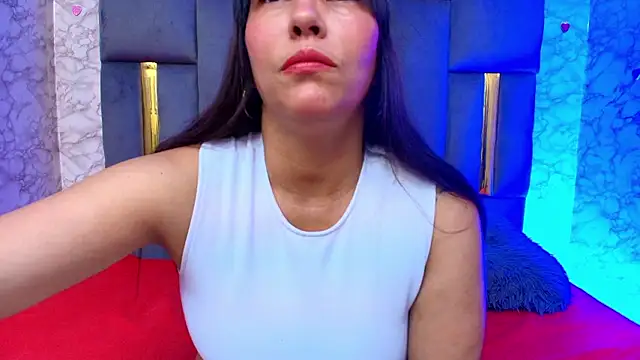 Lorena watson online show from March 7, 2026, 4:31 am