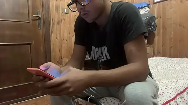 mauri200 online show from October 1, 2025, 2:39 am