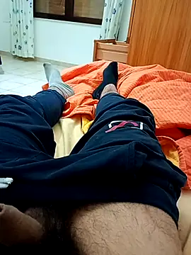 mauri200 online show from April 6, 2026, 5:08 am