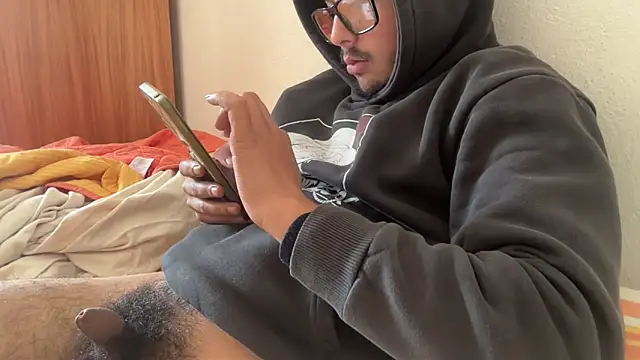 mauri200 online show from April 16, 2026, 8:26 am