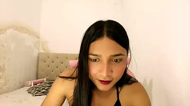 Snapshot of Miss_noah18 chatting on April 25, 2026, 9:56 pm Miss noah18 online show from April 25, 2026, 9:56 pm