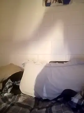 k1oudE online show from February 17, 2026, 12:01 pm