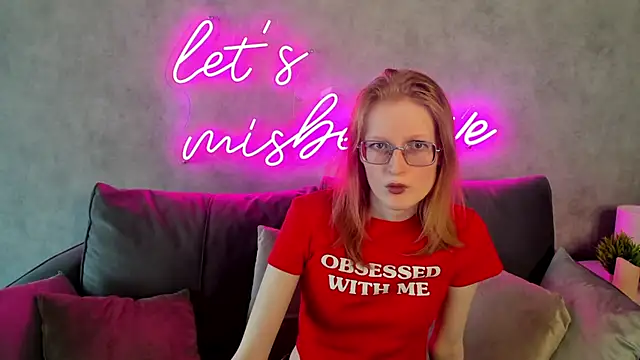 Snapshot of ElizabethHarpper chatting on February 1, 2025, 8:08 am ElizabethHarpper online show from February 1, 2025, 8:08 am