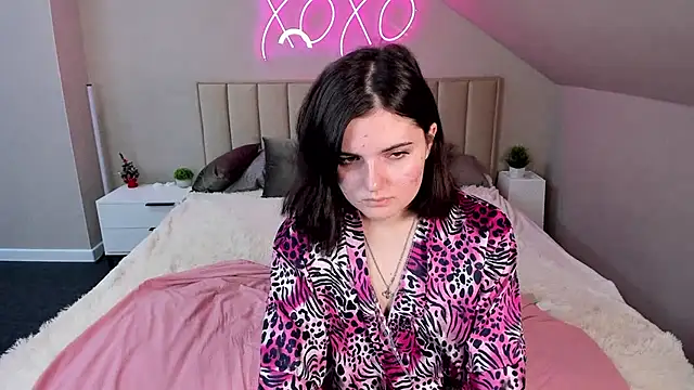 Snapshot of CharlotteMitchell chatting on December 30, 2024, 1:04 am CharlotteMitchell online show from December 30, 2024, 1:04 am