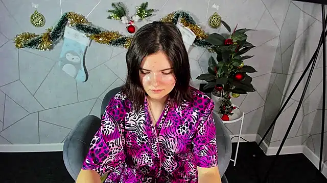Snapshot of CharlotteMitchell chatting on December 31, 2024, 1:26 am CharlotteMitchell online show from December 31, 2024, 1:26 am