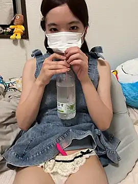 Snapshot of RIRI_Chan_ chatting on July 18, 2026, 11:58 am RIRI Chan online show from July 18, 2026, 11:58 am