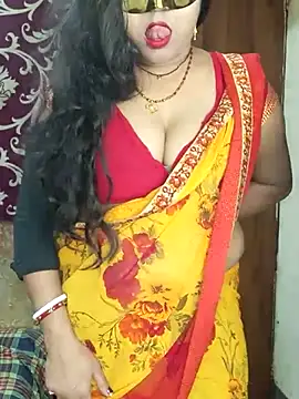 Hot muskaan online show from January 27, 2025, 4:33 pm