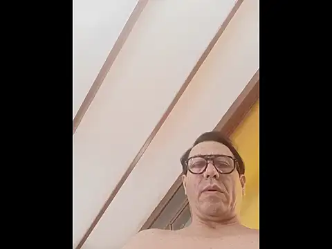 Rocket1978 online show from February 3, 2026, 12:32 pm