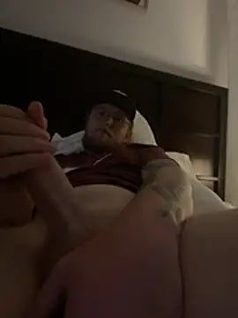 tcadle1824 online show from March 25, 2026, 3:23 am