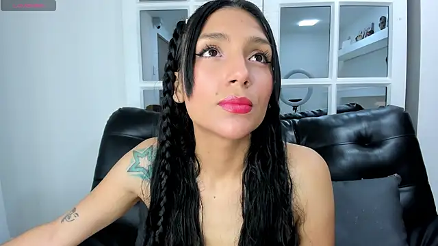 Snapshot of miss___evangeline chatting on February 20, 2025, 5:44 am miss   evangeline online show from February 20, 2025, 5:44 am