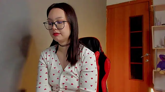 kittenrisha online show from January 16, 2025, 2:30 pm