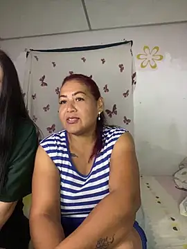 Snapshot of Abigail_BigTits chatting on January 2, 2025, 2:33 am Abigail BigTits online show from January 2, 2025, 2:33 am