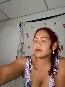 Snapshot of Abigail_BigTits chatting on January 16, 2025, 3:23 am Abigail BigTits online show from January 16, 2025, 3:23 am