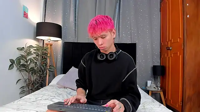 Brian-Ausslos online show from March 17, 2025, 5:01 am