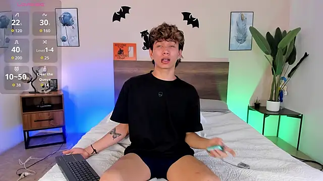 Brian-Ausslos online show from October 19, 2025, 7:42 am