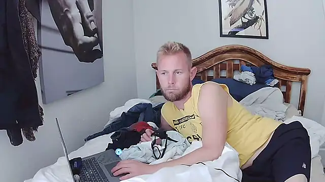 Snapshot of bjay1210 chatting on January 30, 2025, 7:37 pm bjay1210 online show from January 30, 2025, 7:37 pm