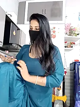 Best-Couple online show from February 11, 2026, 3:44 am