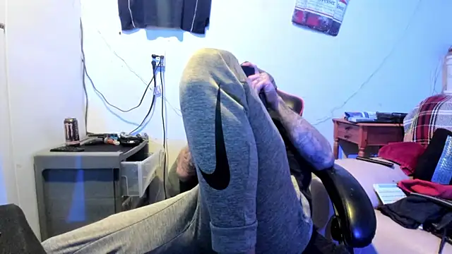 JamesMichael88 online show from February 27, 2025, 8:06 am